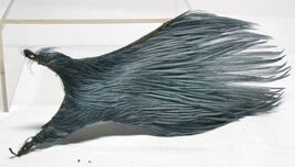Hareline Fly-Tying Hackle Saddle Clump Gray #535 - $162.66 MXN