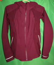 Lululemon Cranberry Red Athletic Hooded Jacket Size Women&#39;s 4 - £128.60 GBP