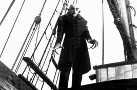 Klaus Kinski in Nosferatu: Phantom der Nacht Long Finger Nails on Ship The Vampi - £19.17 GBP