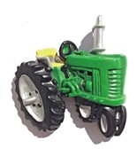 SWIBCO magnet green tractor fridge magnet 2001 M-389 farm farmhouse retro - £7.47 GBP