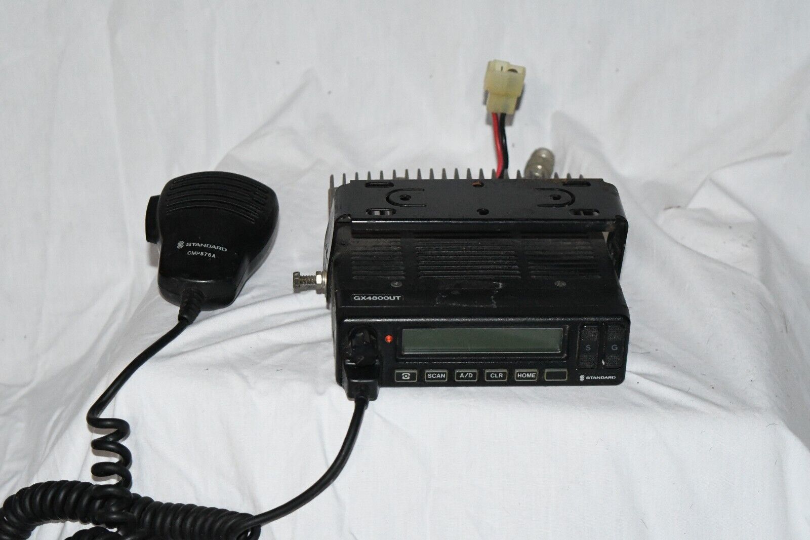 Vertex Standard GX4800UT UHF RADIO WITH MIC-POWERS ON-516c3 - $41.86