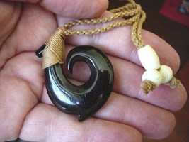 #MA-03B Maori Style Fish Hook Aceh Bovine Horn Pendant Jewelry Necklace - £24.26 GBP
