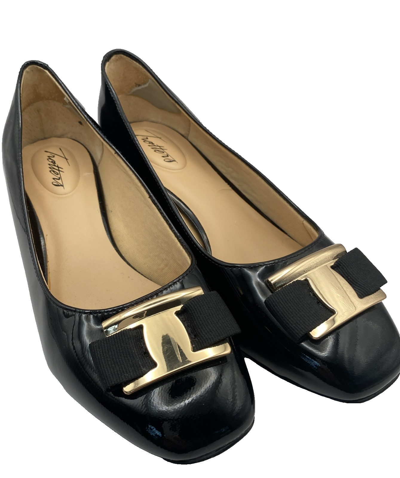 Trotter Women&#39;s Low Pumps Black Patent Leather with Goldtone Buckles 7W - $47.49