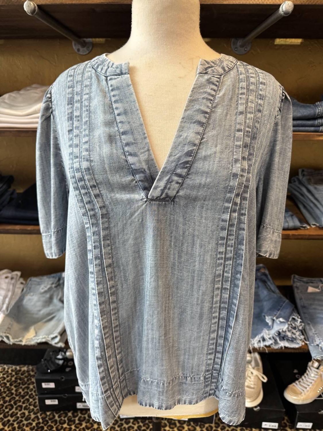 Ivy Jane Bell Sleeve Tuck Top Size L - $84.15