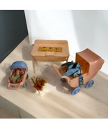 Vintage Renwal Dollys Bathinette And Two Strollers Dollhouse Furniture - $27.06 CAD