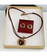 Vintage 1970&#39;s Roman Tiger Eye Heart Pendant Necklace with Pierced Earri... - $714.06 MXN