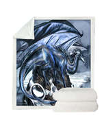 Silverblood Dragon on a Snowy Mountain Throw Blanket - €48,83 EUR+
