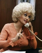 Dolly Parton as Doralee on telephone 1980 Nine to Five 11x17 inch Poster - $19.99