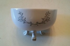 020 Lefton china Hand Painted legged mint dish #NE2604 Bowl - £10.35 GBP