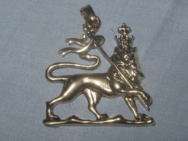 Wholesale Lot  10 Gold Tone Ethiopia Lion Of Judah Rasta Crown Pendants Charms - £31.34 GBP