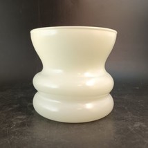 Custard Glass Planter / Vase Anchor Hocking &#39;Rainbow Collection&#39;, Mint C... - $17.82