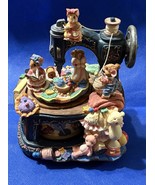 Classic Treasures Music Box Sewing Machine Mice  - “We&#39;ve Only Just Begu... - $437.08 MXN