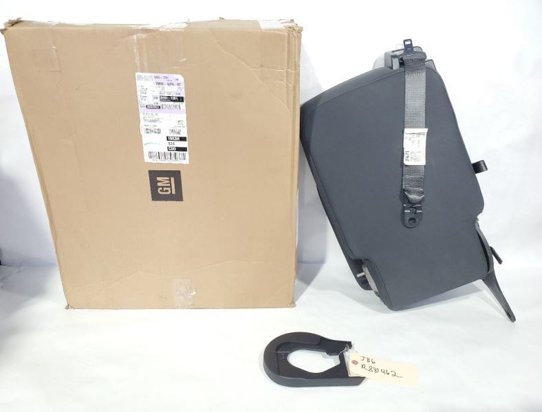 2019 Chevrolet Silverado 1500 New OEM Center Back Rest 84541193 - $91.08