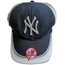 New York Yankees MLB Twins Enterprise Embossed Strapback Baseball Hat Cap Y2K - £15.81 GBP