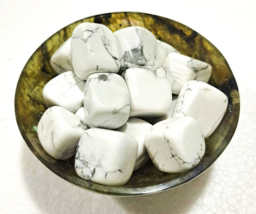 Howlite Tumbled Stones - Perfect Crystal Healing &amp; Spiritual Practices 1Lb - £49.38 GBP