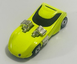 Hotwheels 1993 Neon Yellow Twin Mill II Car Toy Vehicle Mattel - $81.08 MXN