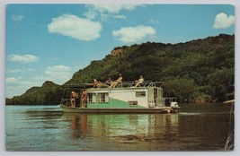 Alma Wisconsin Mississippi River Houseboat Cruising Scenic View 1973 Postcard - £11.40 GBP