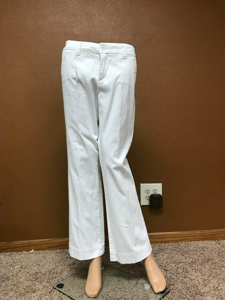 NYDJ ladies white pants 4P - $28.50