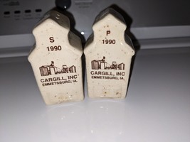 Ceramic Salt &amp; Pepper Shakers 1990 Cargill Inc Emmetsburg Iowa ~ Vintage - £15.14 GBP
