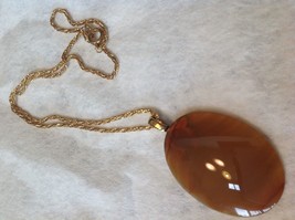 Hand Crafted Necklace Oval Polished Marbled Stone Pendant On Gold Chain Vintage - £10.27 GBP