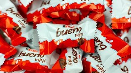 Kinder Bueno Mini Creamy Milk Chocolate Nut Candy Bars, Fun Size In Pounds Bag!! - £20.94 GBP+