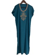 Moroccan Hamsa hand green kaftan, Moroccan green kaftan with hamsa design - $944.61 MXN