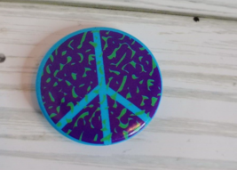 Vintage 1994 American Girl &quot;Peace&quot; Grin Pin - Approx. 1 Inch Diameter - ... - $3.95