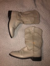 Women&#39;s Cream Color Pull On Leather Cowboy Boots SZ 6 Made In the USA - £10.24 GBP