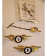 MIXED LOT OF HAT PINS - ALASKA AIRLINES JET CUFF LINK - $429.17 MXN