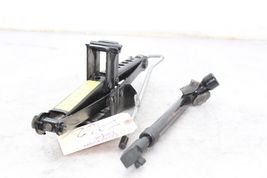12-17 RANGE ROVER EVOQUE Spare Tire Jack W/Tool F962 image 5