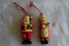 Lot 2x Vintage Hallmark Christmas Ornament 1981 Mr &amp; Mrs Claus Santa Cat Kittens - £7.72 GBP