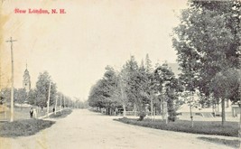 New London New Hampshire~Residential AREA-DIRT ROAD~1910s George Slade Postcard - £4.60 GBP