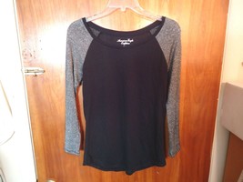 American Eagle Outfitters Size M/M Black &amp; Silver Glimmer Sleeves Top &quot; ... - £11.68 GBP