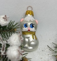A sitting cat in a golden scarf glass Christmas handmade ornament, Christmas  - £10.79 GBP