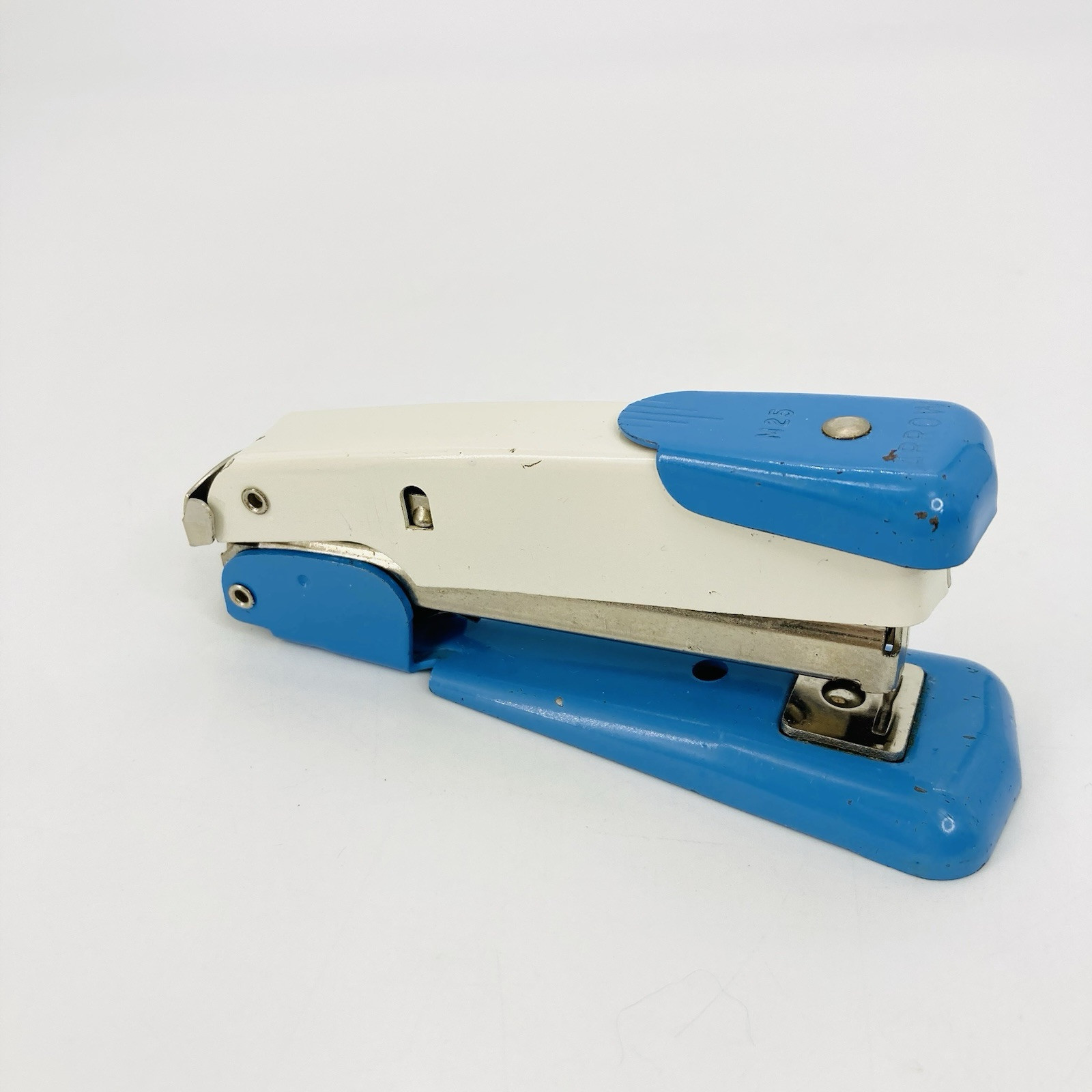 Vintage ARROW M-25 Stapler Blue White See Photos For Wear - $8.57