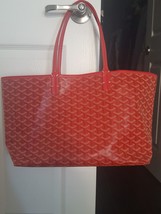 CHEVRON PRINT LARGE TOTE HANDBAG - RED - £395.18 GBP