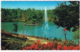 Holland Netherlands Postcard Apeldoorn Vijver Berg en Bos Fountain Lake - $2.05