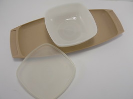 Vintage Tupperware Almond 771-1 Chip Dip 3 Piece Serving Tray Set with Lid - £5.41 GBP