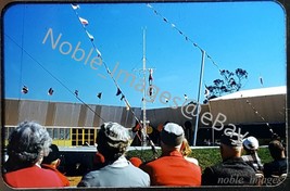 1950s Sarasota Ringling Circus Hall of Fame Trapeze Act Crowd Kodachrome Slide - £2.72 GBP