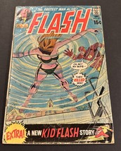 The Flash 202 (1970, DC Comics) Bronze Age Kid Flash Story - $12.99