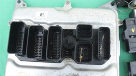 BMW F30 F10 F25 N20 Engine Control Module DME ECU CAS4 Fob Computer Set 7637482 image 3