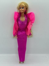 Vintage 1979 &quot;Beauty Secrets&quot; Barbie Superstar Movable Arms Button #1290 - £21.12 GBP