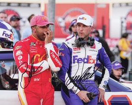 2X Autographed Bubba Wallace &amp; Denny Hamlin 2022 Pit Road Talk Nascar Cup Series - £143.85 GBP