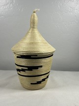 African Tutsi Rwanda Handcrafted Tightly Woven Wicker Basket With Lid 7 In - $227.89 MXN