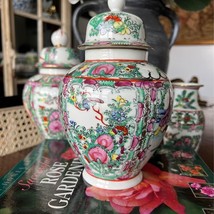 Vintage Famille Rose Medallion Canton Ginger Temple Jar Vase Chinoiserie Stamped - £48.11 GBP