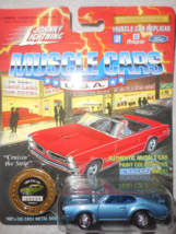 Johnny Lightning Musscle Cars &quot;&#39;69 Olds 442&quot; Mint On Sealed Card 1/64 Scale - £3.93 GBP