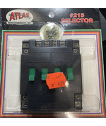 Atlas #215 Selector with 4 control switches,  works with HO, N &amp; O 4 you... - $409.99 MXN
