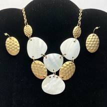 Nina Ricci Vintage MOP Gold Tone Necklace Earrings Set Adjustable Length... - £19.94 GBP