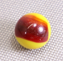 Vintage Akro Agate Oxblood Royal Patch Marble Yellow Base 5/8in - £10.75 GBP