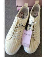 SERRA Brand ~ Slip On ~ Women&#39;s Size 10 ~ Striped Pattern ~ Low-Top Sneaker - £16.78 GBP